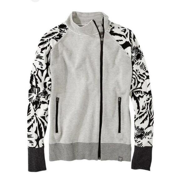 Jackets & Blazers - Title nine jacket womens large L gray white striped outdoor gorpcore hiking camp